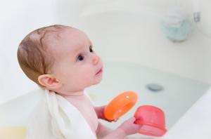 5 Basic Rules for your Baby's Baths